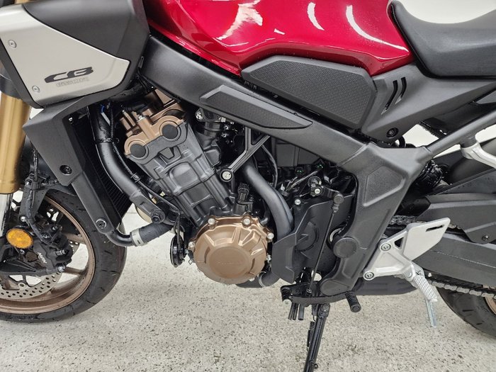 2024 Honda CB650R Red