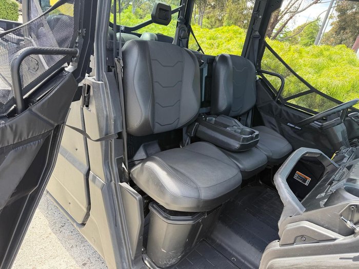 2023 Can-Am Defender MAX HD10 XT Defender Grey