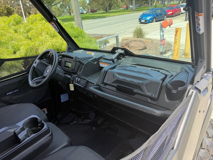 2023 Can-Am Defender MAX HD10 XT Defender Grey