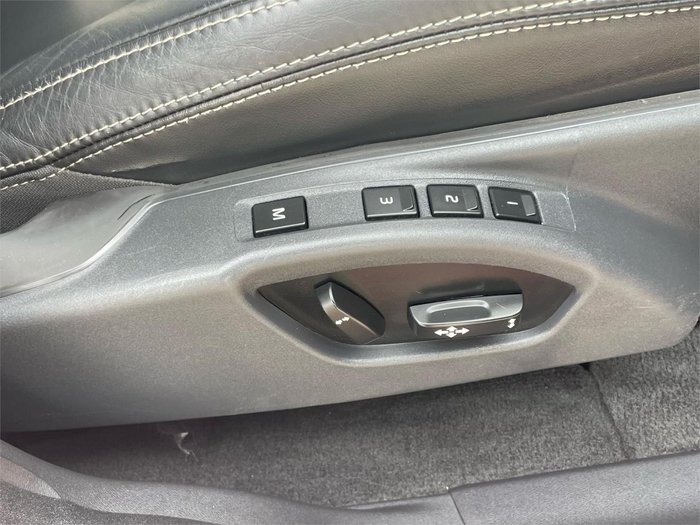 2012 Volvo XC60 D5 R-Design MY12 AWD Passion Red