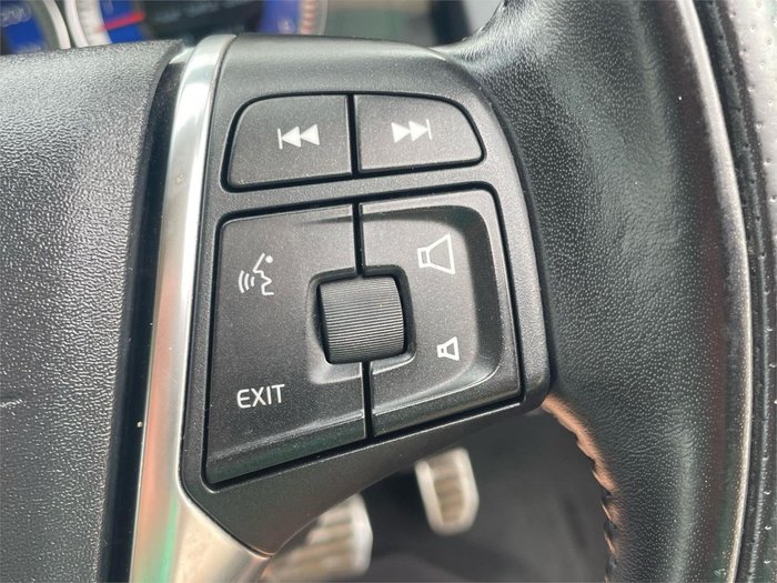 2012 Volvo XC60 D5 R-Design MY12 AWD Passion Red