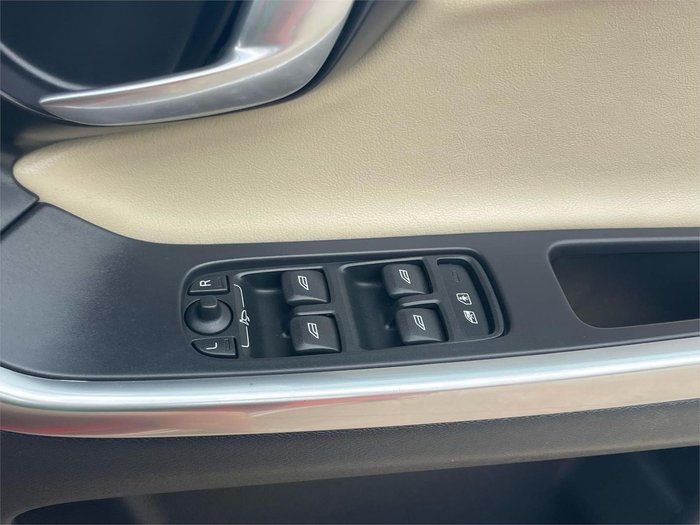 2012 Volvo XC60 D5 R-Design MY12 AWD Passion Red