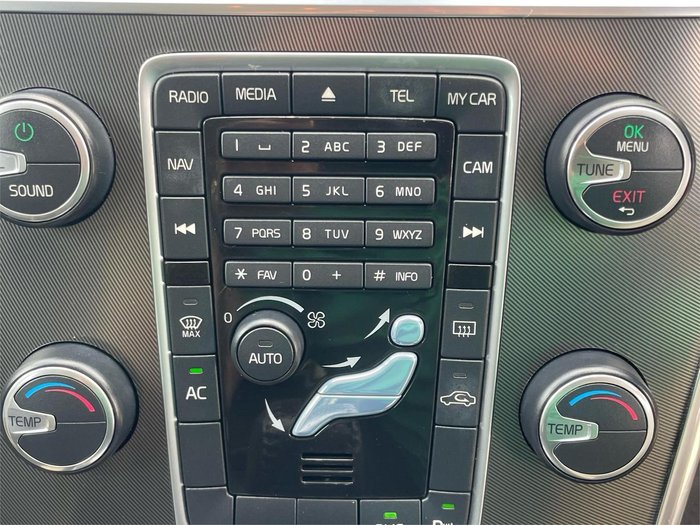 2012 Volvo XC60 D5 R-Design MY12 AWD Passion Red