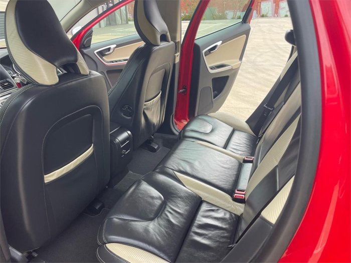 2012 Volvo XC60 D5 R-Design MY12 AWD Passion Red