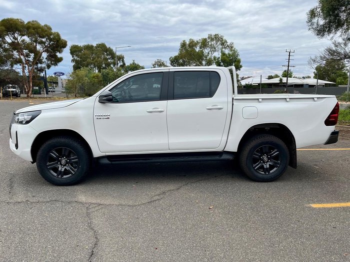 2023 Toyota Hilux SR Hi-Rider