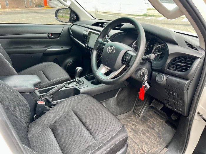 2023 Toyota Hilux SR Hi-Rider