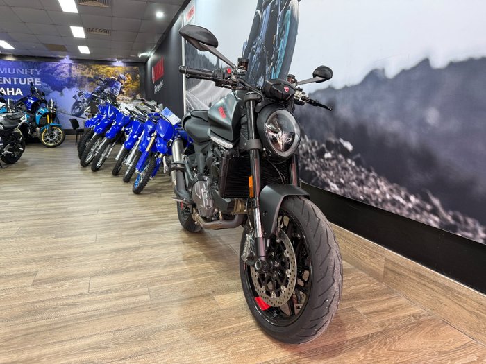 2021 DUCATI MONSTER 937 GREY GREY