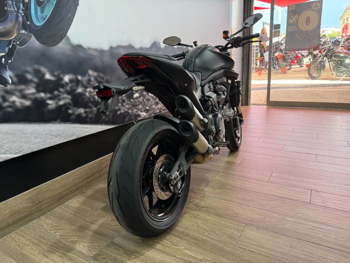 2021 DUCATI MONSTER 937 GREY GREY