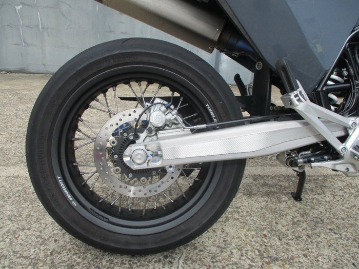 2023 HUSQVARNA 701 SUPERMOTO WHITE