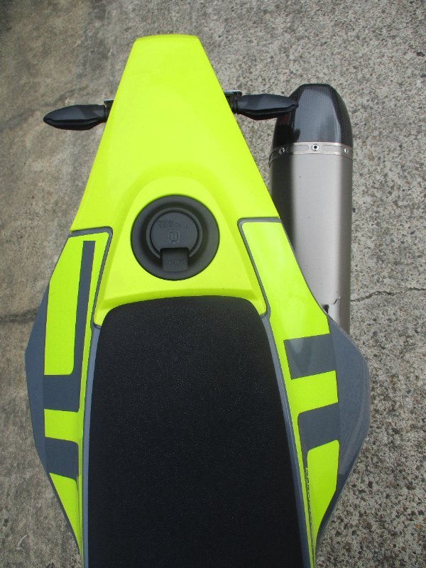 2023 HUSQVARNA 701 SUPERMOTO WHITE