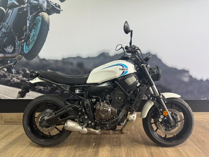 2023 Yamaha XSR700 WHITE