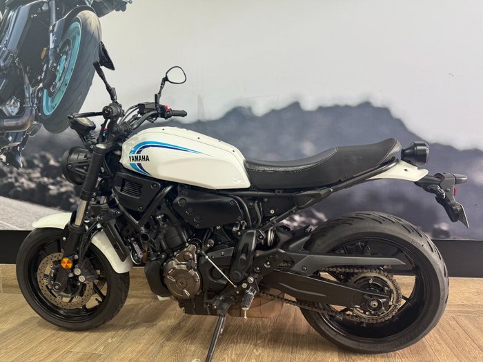 2023 Yamaha XSR700 WHITE