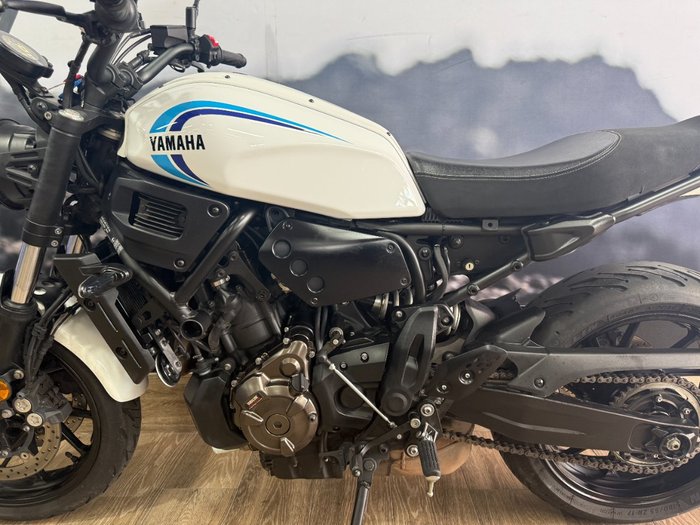 2023 Yamaha XSR700 WHITE