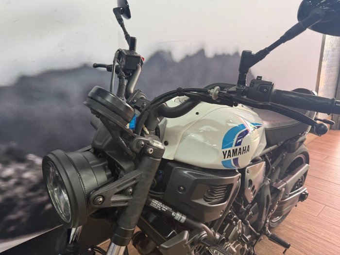 2023 Yamaha XSR700 WHITE