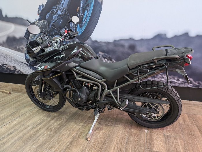 2016 Triumph TIGER 800 XCx LOW Black