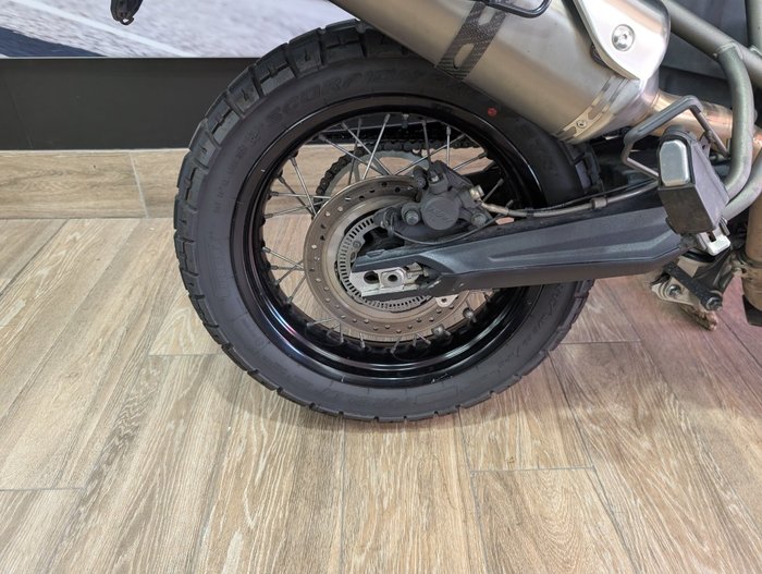 2016 Triumph TIGER 800 XCx LOW Black