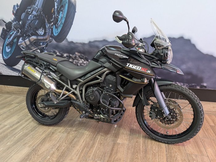 2016 Triumph TIGER 800 XCx LOW Black