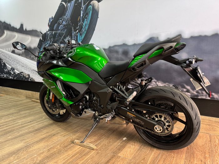 2020 Kawasaki NINJA 1000 GREEN
