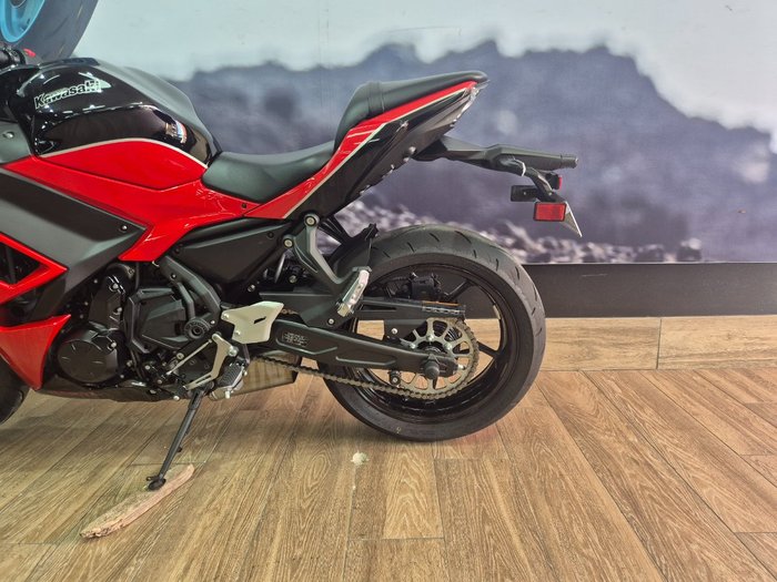 2024 Kawasaki NINJA 650L