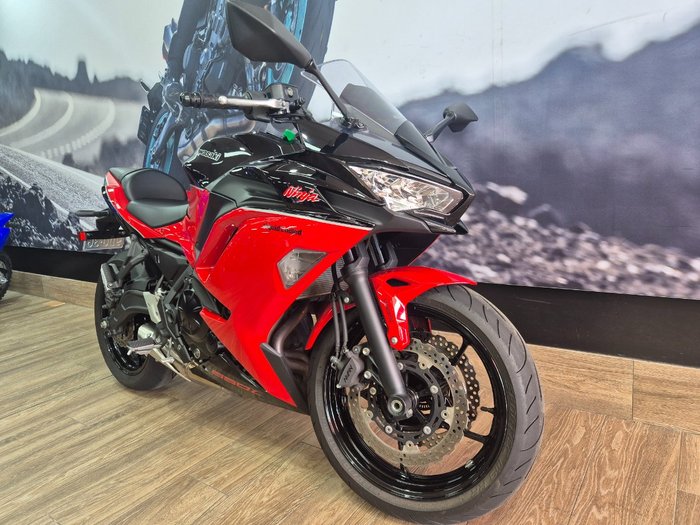 2024 Kawasaki NINJA 650L
