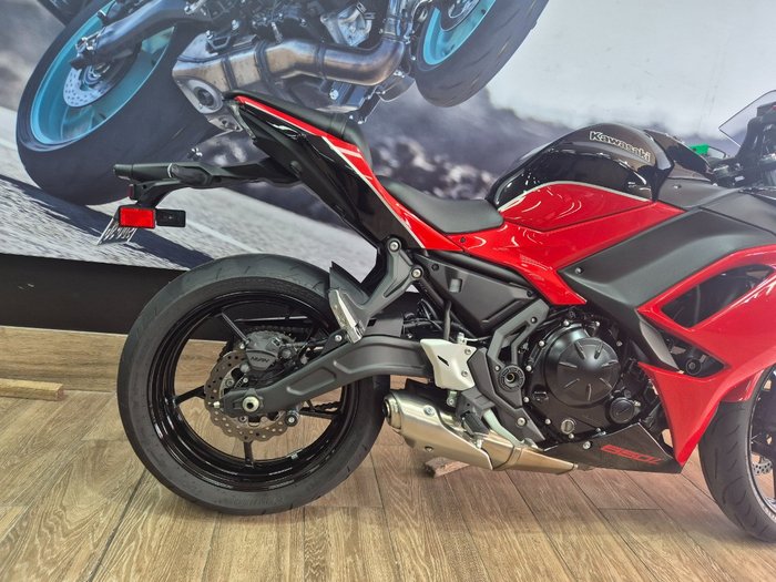 2024 Kawasaki NINJA 650L