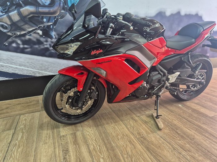 2024 Kawasaki NINJA 650L