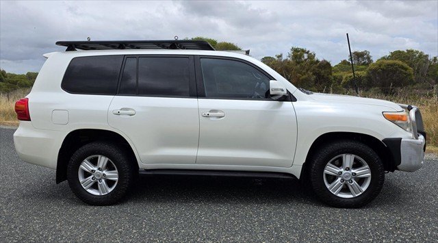 2013 Toyota Landcruiser VX