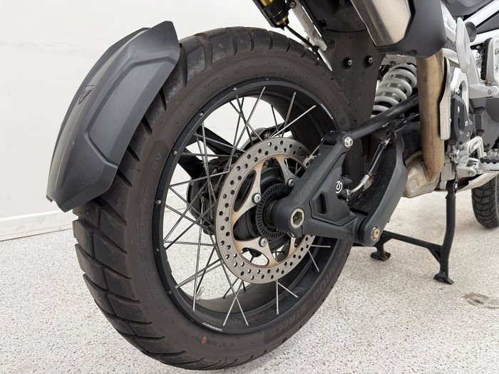 2024 Triumph TIGER 1200 RALLY PRO MATT KHAKI GREEN