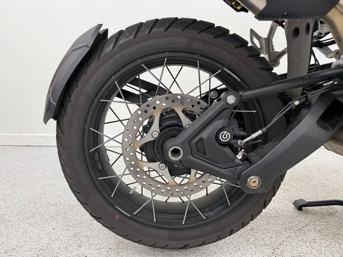 2024 Triumph TIGER 1200 RALLY PRO MATT KHAKI GREEN