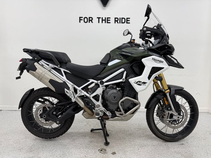 2024 Triumph TIGER 1200 RALLY PRO MATT KHAKI GREEN