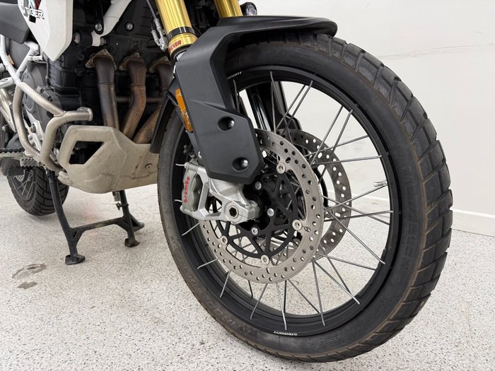 2024 Triumph TIGER 1200 RALLY PRO MATT KHAKI GREEN