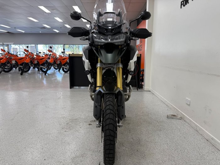 2024 Triumph TIGER 1200 RALLY PRO MATT KHAKI GREEN