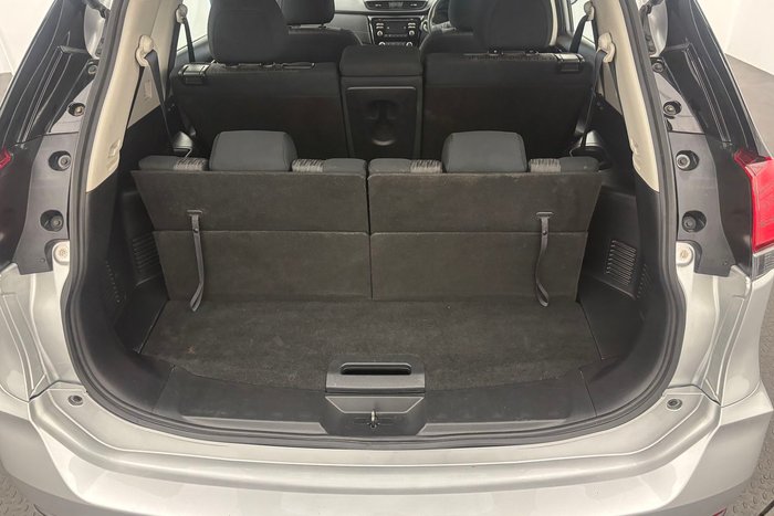 2020 Nissan X-TRAIL ST