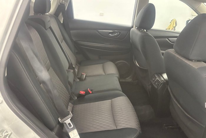 2020 Nissan X-TRAIL ST