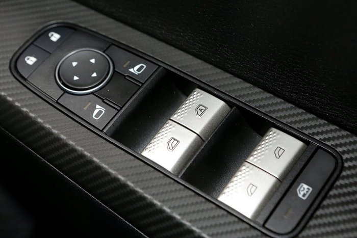 2023 Mitsubishi Outlander ES