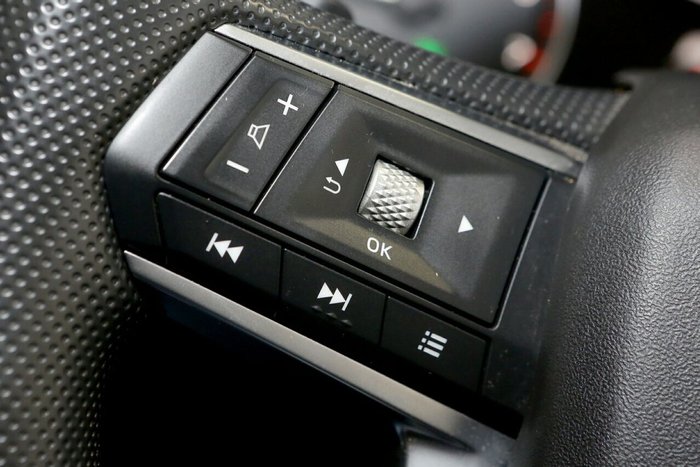 2023 Mitsubishi Outlander ES