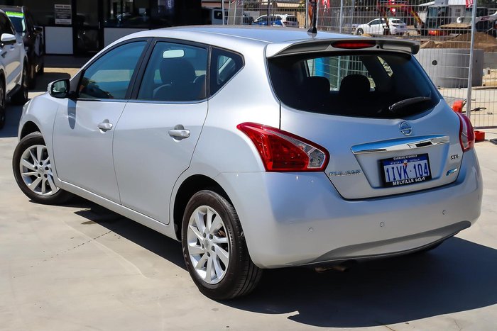 2016 Nissan Pulsar ST-L