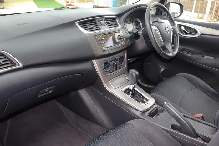 2016 Nissan Pulsar ST-L