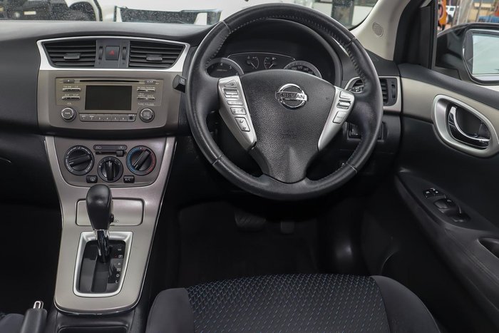 2016 Nissan Pulsar ST-L