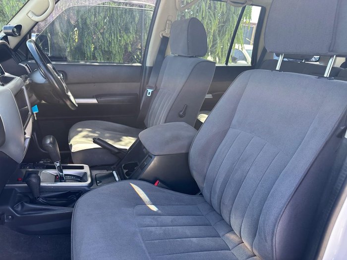 2011 Nissan Patrol ST GU 7 MY10 4X4 Dual Range White