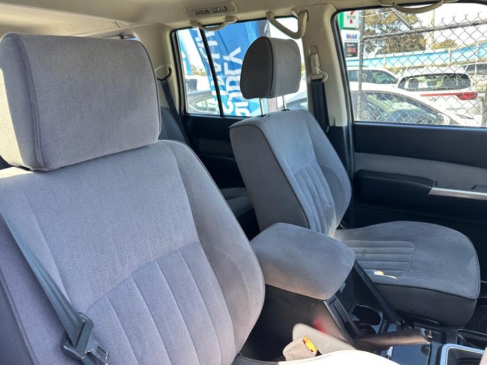 2011 Nissan Patrol ST GU 7 MY10 4X4 Dual Range White