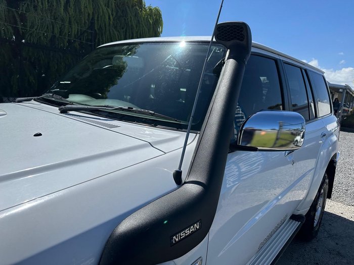 2011 Nissan Patrol ST GU 7 MY10 4X4 Dual Range White