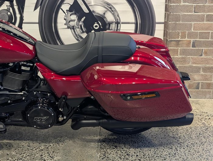 2025 Harley-Davidson Street Glide 117 (FLHX) Touring Red
