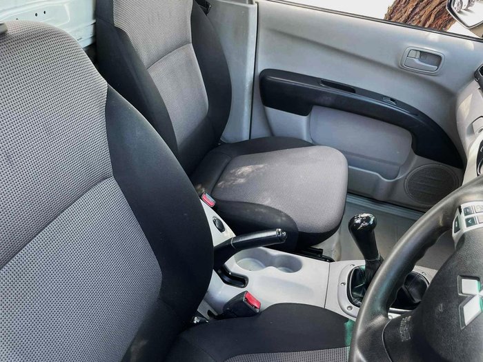 2014 Mitsubishi Triton GL