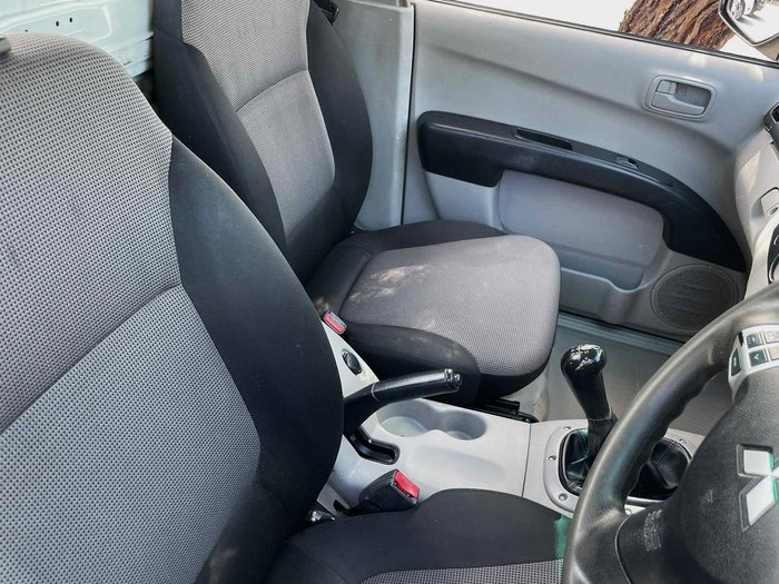 2014 Mitsubishi Triton GL