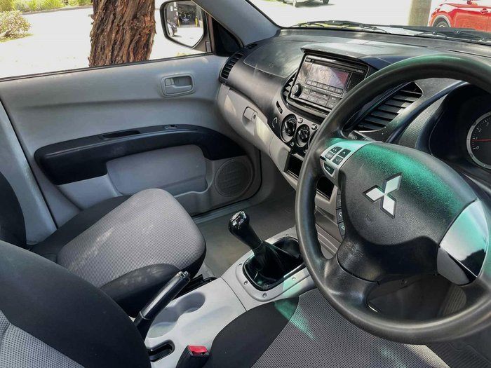 2014 Mitsubishi Triton GL