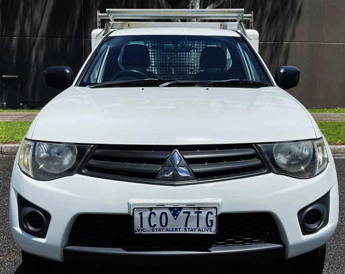 2014 Mitsubishi Triton GL