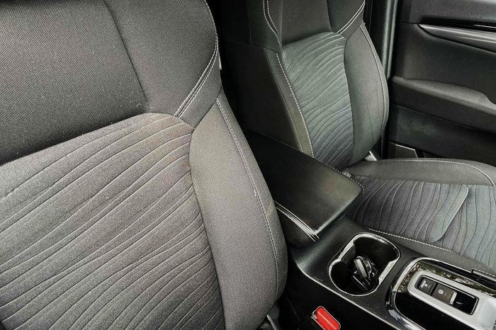 2022 Isuzu MU-X LS-U