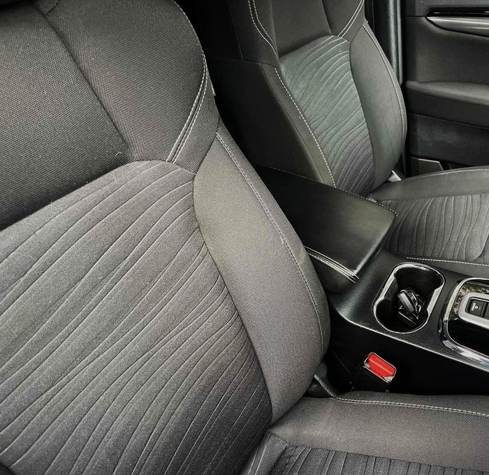 2022 Isuzu MU-X LS-U