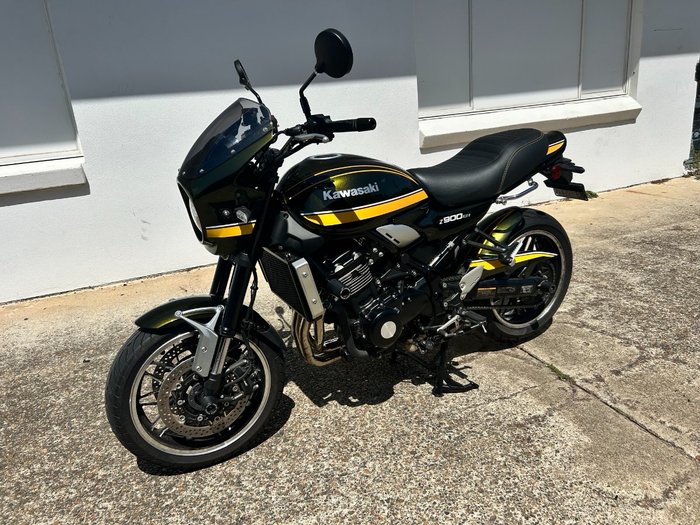 2021 Kawasaki Z900RS (ZR900C) GREEN